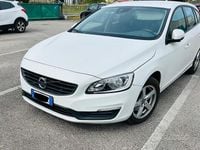 Usata Volvo V60 Business Edition 120 CV (88 kW) 2017 Station wagon