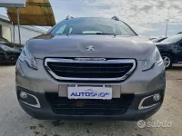 Usata Peugeot 2008 Active 92 CV (67 kW) 2015 Grigio scuro metallizzato SUV