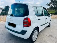 Usata Renault Modus 68 CV (50 kW) 2010 Bianco Monovolume