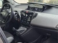 Usata Lancia Ypsilon 95 CV (69 kW) 2012 Grigio Utilitaria
