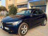 Usata Alfa Romeo Stelvio 180 CV (132 kW) 2018 Blu SUV