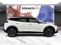 Usata Peugeot e-2008 Allure 56 kW (77 CV) 2021 Bianco madreperla SUV