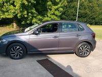 Usata VW Polo Style 95 CV (69 kW) 2024 Grigio Berlina