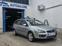 Usata Ford Focus S 90 CV (66 kW) 2006 Grigio Station wagon