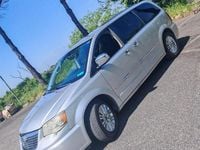 Usata Lancia Voyager 2012 Grigio Monovolume