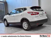 Usata Nissan Qashqai Acenta 110 CV (80 kW) 2015 Bianco SUV
