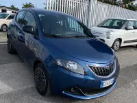 Usata Lancia Ypsilon Silver 69 CV (50 kW) 2021 Blu Utilitaria