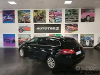 Usata Peugeot 308 SW Allure 131 CV (96 kW) 2021 Nero Station wagon