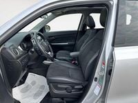 Second-hand Suzuki Vitara 116 CP (85 kW) 2023 Gri SUV