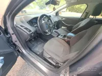 Usata Ford Focus 115 CV (84 kW) 2014 Grigio Berlina