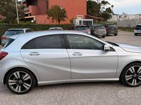 Usata Mercedes A180 Executive 109 CV (80 kW) 2017 Grigio Berlina