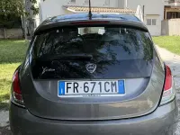 Usata Lancia Ypsilon 69 CV (50 kW) 2018 Grigio Utilitaria