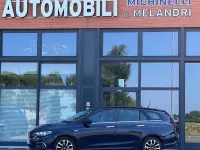 Usata Fiat Tipo Easy 120 CV (88 kW) 2019 Blu/azzurro Station wagon