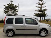 Usata Renault Kangoo LIMITED 90 CV (66 kW) 2015 Grigio Monovolume