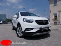 Usata Opel Mokka X 136 CV (100 kW) 2017 Bianco pastello SUV