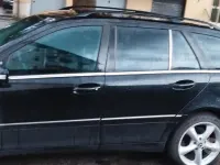 Usata Mercedes C220 150 CV (110 kW) 2004 Nero Station wagon