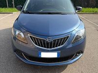 Usata Lancia Ypsilon 69 CV (50 kW) 2022 Blu Utilitaria