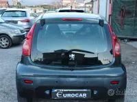 Usata Peugeot 107 68 CV (50 kW) 2008 Grigio Utilitaria