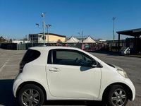 Usata Toyota iQ 98 CV (72 kW) 2010 Bianco Utilitaria
