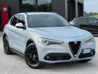 Usata Alfa Romeo Stelvio Business 160 CV (117 kW) 2022 Argento SUV
