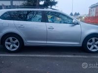 Usata VW Golf VI Highline 104 CV (76 kW) 2010 Grigio Utilitaria