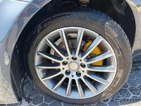 Gebraucht Mercedes C180 116 PS (85 kW) 2015 Blau Limousine