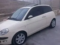 Usata Lancia Ypsilon 69 CV (50 kW) 2004 Utilitaria