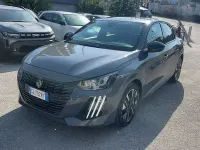 Usata Peugeot 208 Allure 100 CV (73 kW) 2025 Grigio selenium  metalli Utilitaria