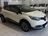 Usata Renault Captur 90 CV (66 kW) 2014 Beige SUV