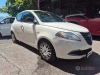 Usata Lancia Ypsilon 69 CV (50 kW) 2012 Bianco Utilitaria