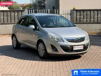 Usata Opel Corsa Club 86 CV (63 kW) 2012 Argento Utilitaria