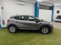 Usata Renault Captur Business 116 CV (85 kW) 2021 Grigio SUV