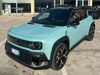 Usata Renault 4 E-Tech Komfort 77 kW (106 CV) 2025 Verde acqua SUV