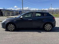 Usata Alfa Romeo Giulietta Super 120 CV (88 kW) 2018 Blu/azzurro Utilitaria