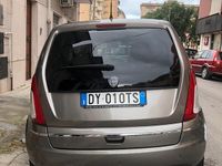 Usata Lancia Musa 77 CV (56 kW) 2009 Marrone Monovolume