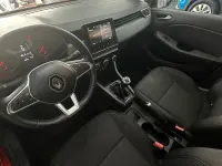 Usata Renault Clio V SE 65 CV (47 kW) 2023 Arancione Berlina