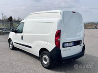 Usata Fiat Doblò S 105 CV (77 kW) 2021 Bianco Monovolume