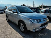 Usata Mitsubishi Outlander 150 CV (110 kW) 2014 Grigio SUV