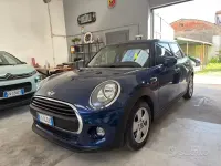 Usata Mini ONE 75 CV (55 kW) 2017 Bluazzurro Utilitaria