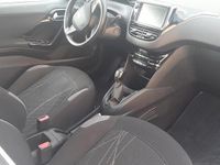 Usata Peugeot 208 Access 82 CV (60 kW) 2013 Bianco Utilitaria