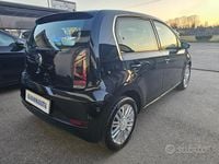 Usata VW up! Move 67 CV (49 kW) 2022 Nero Utilitaria
