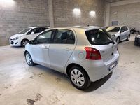Usata Toyota Yaris 87 CV (63 kW) 2007 Grigio Utilitaria