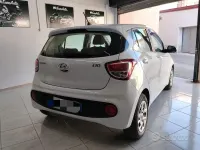Gebraucht Hyundai i10 Comfort 68 PS (50 kW) 2018 Weiß Kleinwagen