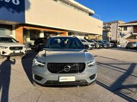 Usata Volvo XC40 R-Design 163 CV (119 kW) 2022 Grigio SUV