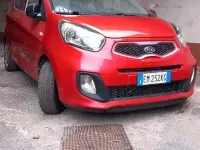 Usata Kia Picanto 69 CV (50 kW) 2013 Rosso Utilitaria