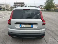 Usata Dacia Jogger Extreme 101 CV (74 kW) 2022 Grigio Monovolume