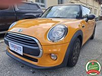 Usata Mini ONE 75 CV (55 kW) 2015 Arancione Utilitaria
