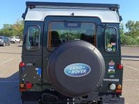 Usado Land Rover Defender 122 CV (89 kW) 2012 Verde Familiar