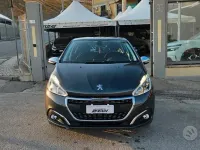 Usata Peugeot 208 Allure 75 CV (55 kW) 2017 Grigio Utilitaria