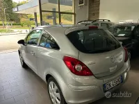 Usata Opel Corsa 60 CV (44 kW) 2008 Grigio Utilitaria